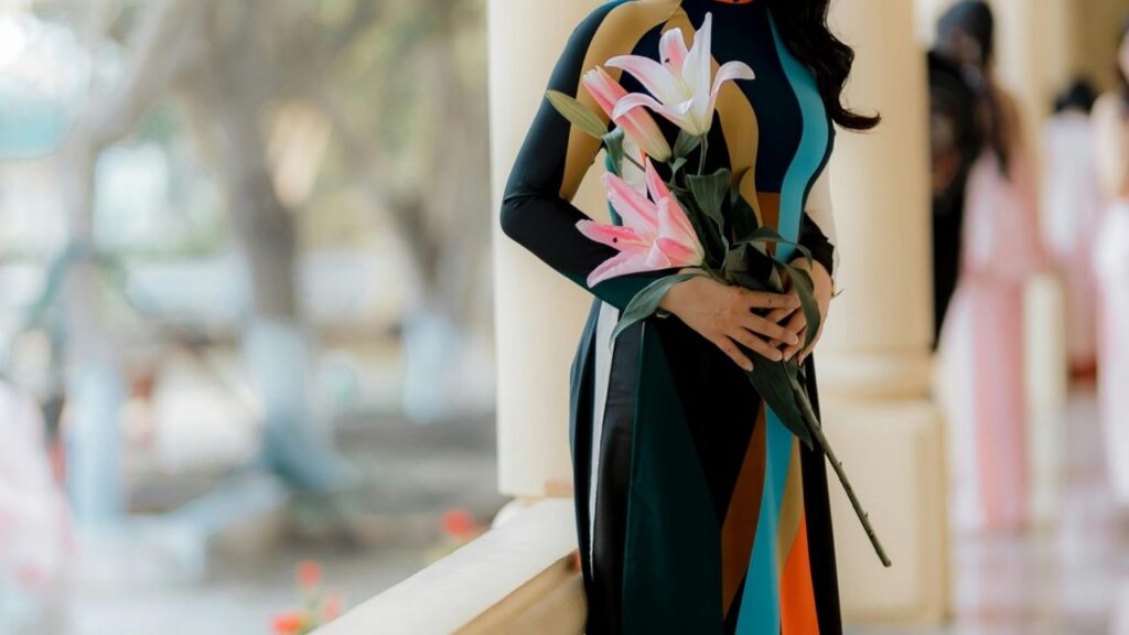 Figu Inspired Fashion: Colors, Textures, and Silhouettes