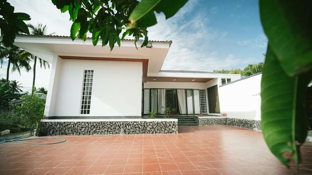 Behr Pro PR64001 Home Paint Guide