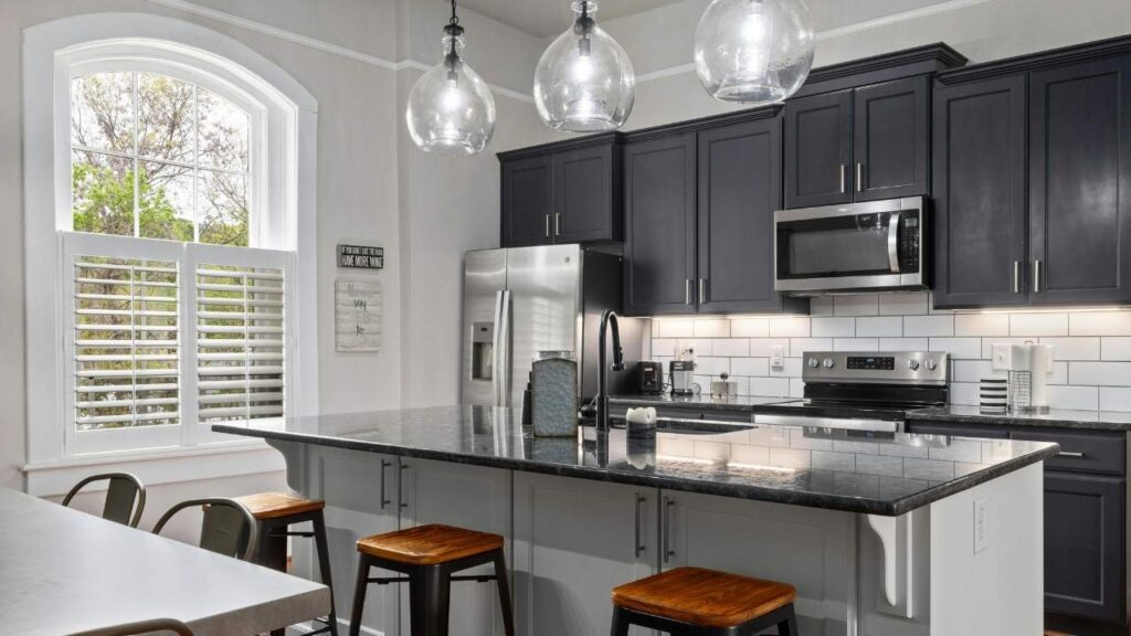 How to Use the mo42gl4 Microwave Effectively